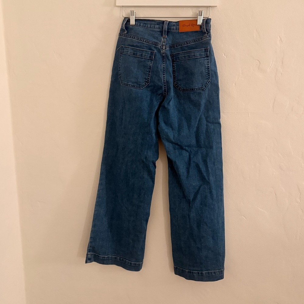 Simple Retro Wide Leg Jeans - Picture 2 of 3